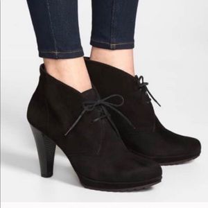 Paul Green New York aside Lace Up Booties